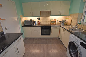 Kitchen- click for photo gallery